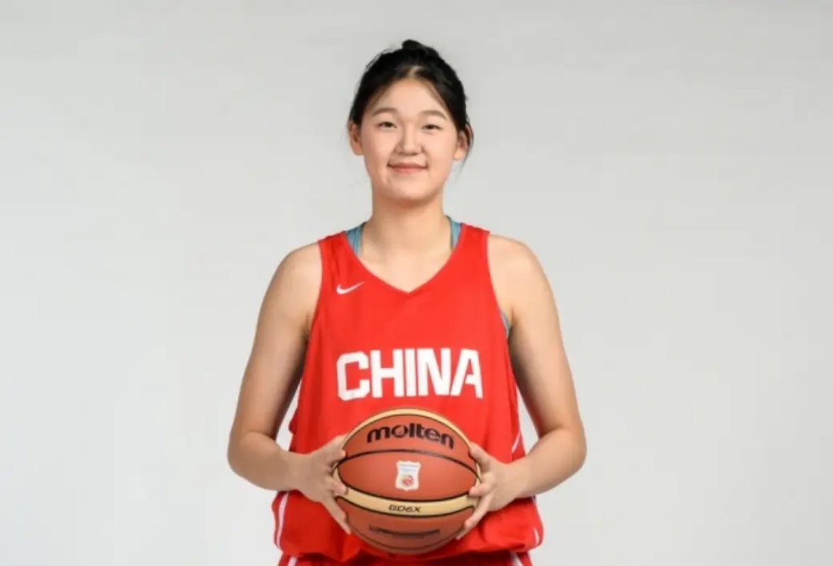 中国U18女篮将迎战菲律宾根据本届赛事赛制，各小组头名直接直通半决赛，小组第二、