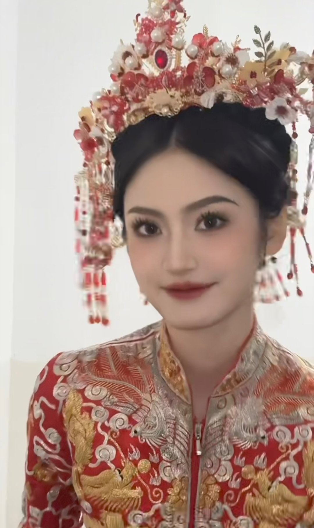 这才是跨年该有的热闹感！超期待今晚的跨晚舞台，不光有送惊喜，听说还有超多重磅福利