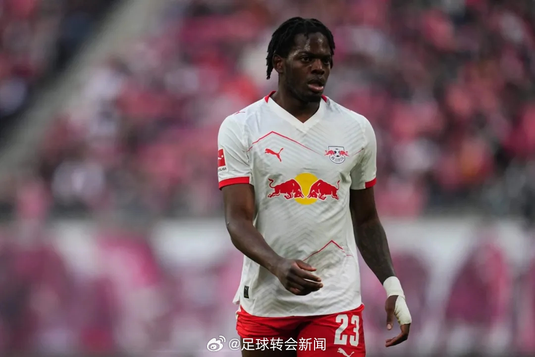 德国天空体育消息，卢克巴对今夏转会持开放态度，很多顶级豪门正在密切关注这名23岁