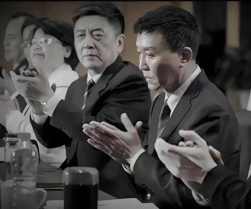 生辰里官杀为喜的人，最适合当领导，这样不仅管理有方，而且很容易财星为喜，这是不会