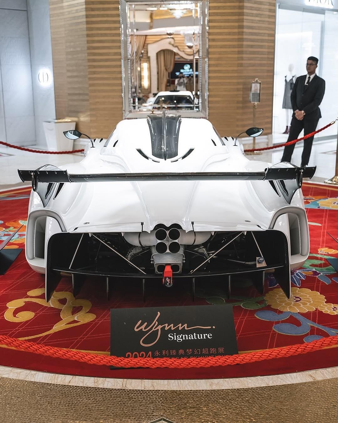 【帕加尼 Huayra R—雪域之王】Bianco Benny 