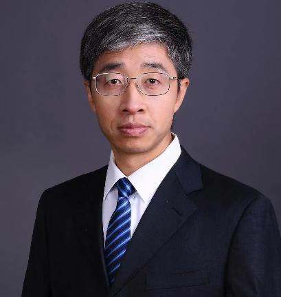 没想到一夜之间火了！北师大副教授陈志新，因为自己的课没有被教务处排上，但又不想浪