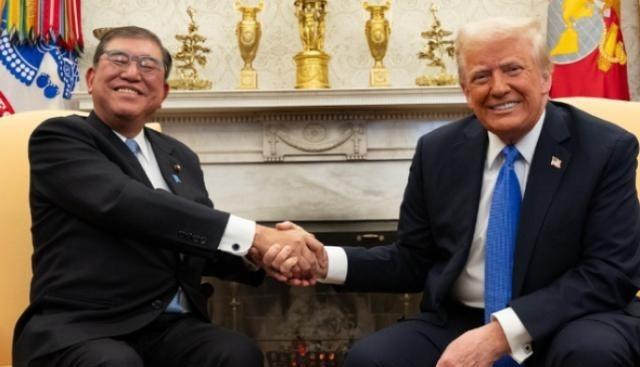 美日爆发第一轮激烈交锋，特朗普强迫日本对华“分手”，日本跳反

2025年4月，