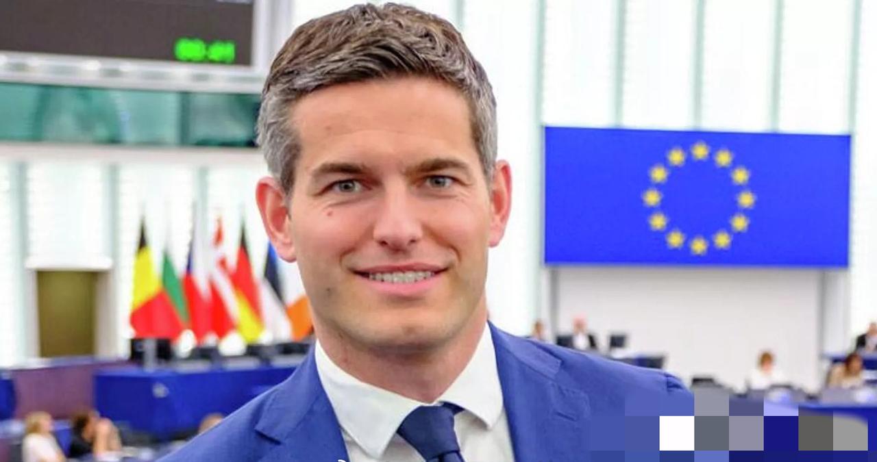 上任仅一天，荷兰新任外交大臣，就故意朝中国发难
当地时间2月23日，荷兰最年轻的