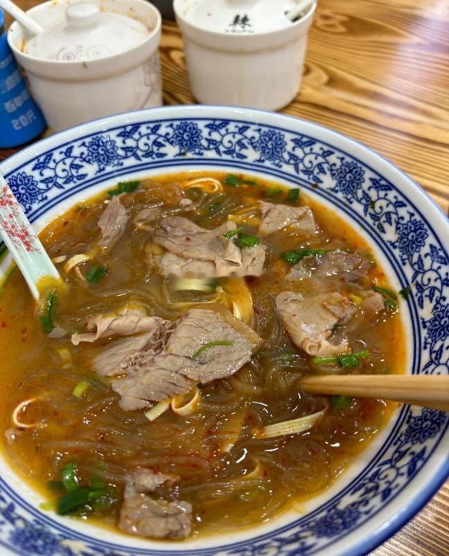 不怕行情大、就怕没行情让我们赚！不论如何都不能亏待自己的身体，吃饭吃饭