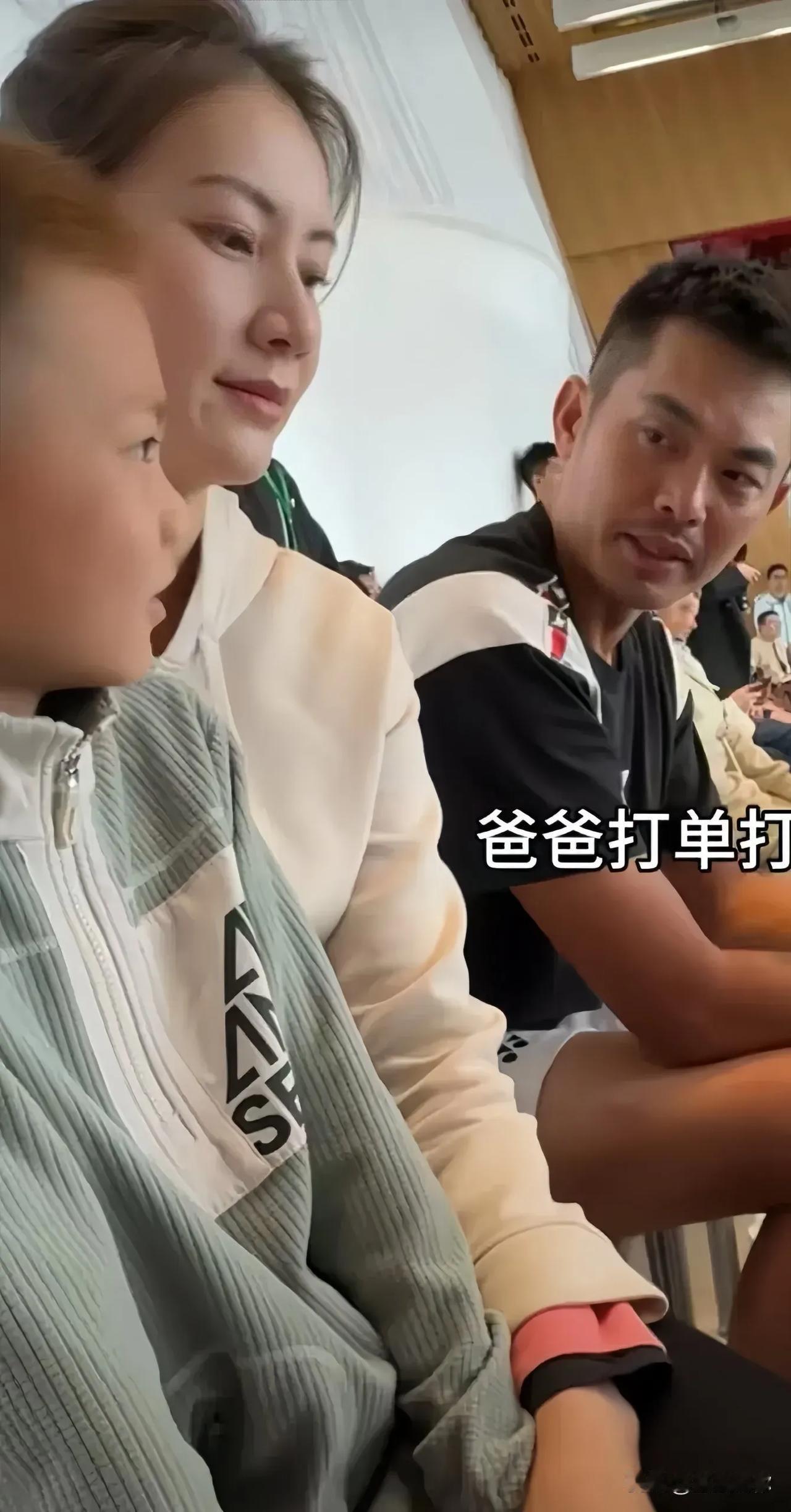 谢杏芳现在为何对林丹视而不见却又不离婚？她明明有钱有颜，事业有成，难道被全世界知