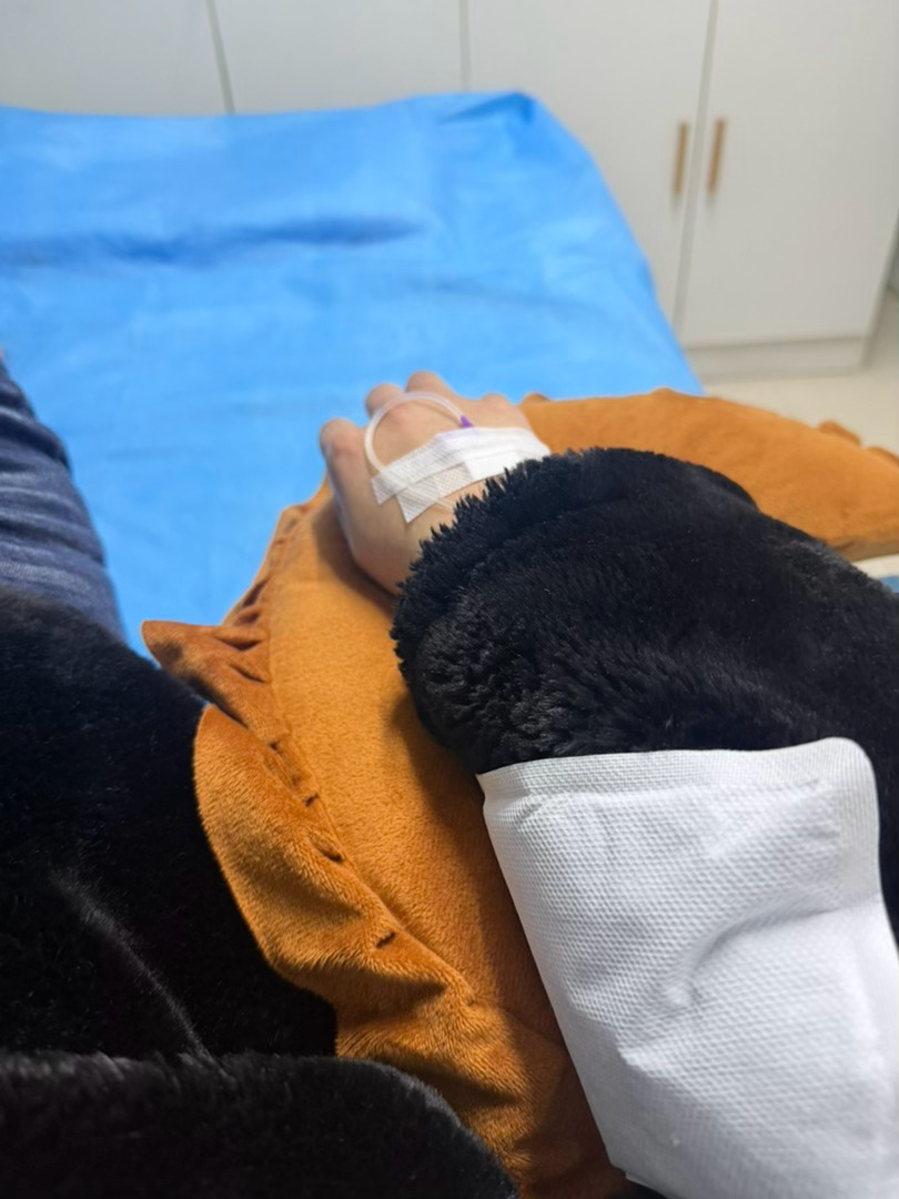 姐妹们 一定要科学减脂 再也不整这些乱七八糟的玩意了 给我干输液了 打了点止吐的