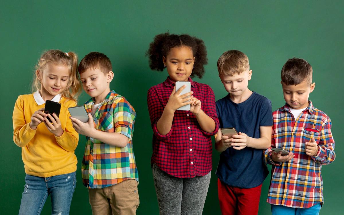 丹麦将禁止 15 岁以下儿童使用社交网络。

丹麦政府宣布了一项协议，其中规定禁