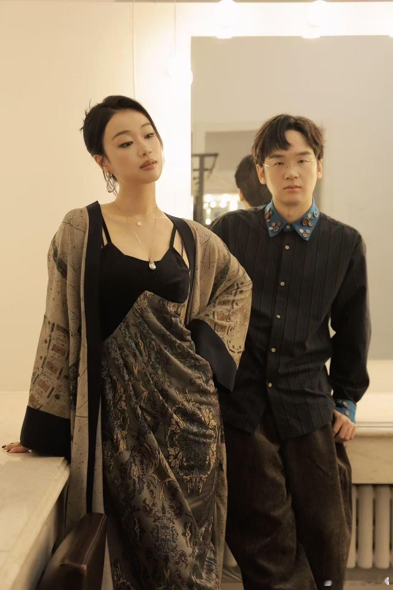 王菲真的是咂咂苏的贵人 从传奇到当下，王菲用她的音乐之路见证了时间的变迁，咂咂苏