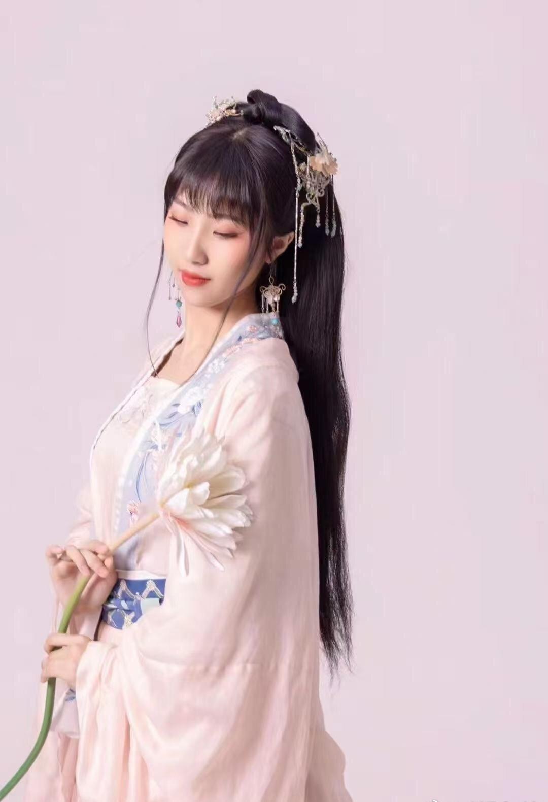年龄（几几年）：04
身高（cm）：160
体重：114
城市：四川成都武侯区