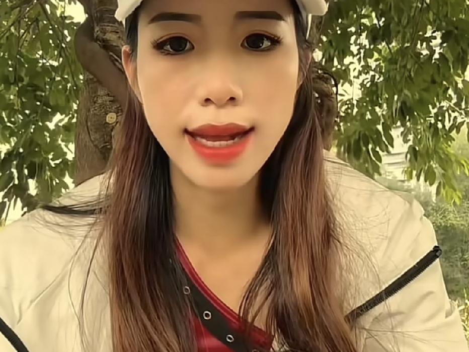 潘搞笑应该道歉吗？｜这几天，刀朵圈又有一件大事发生，那就是曾经是铁杆刀迷的潘搞笑