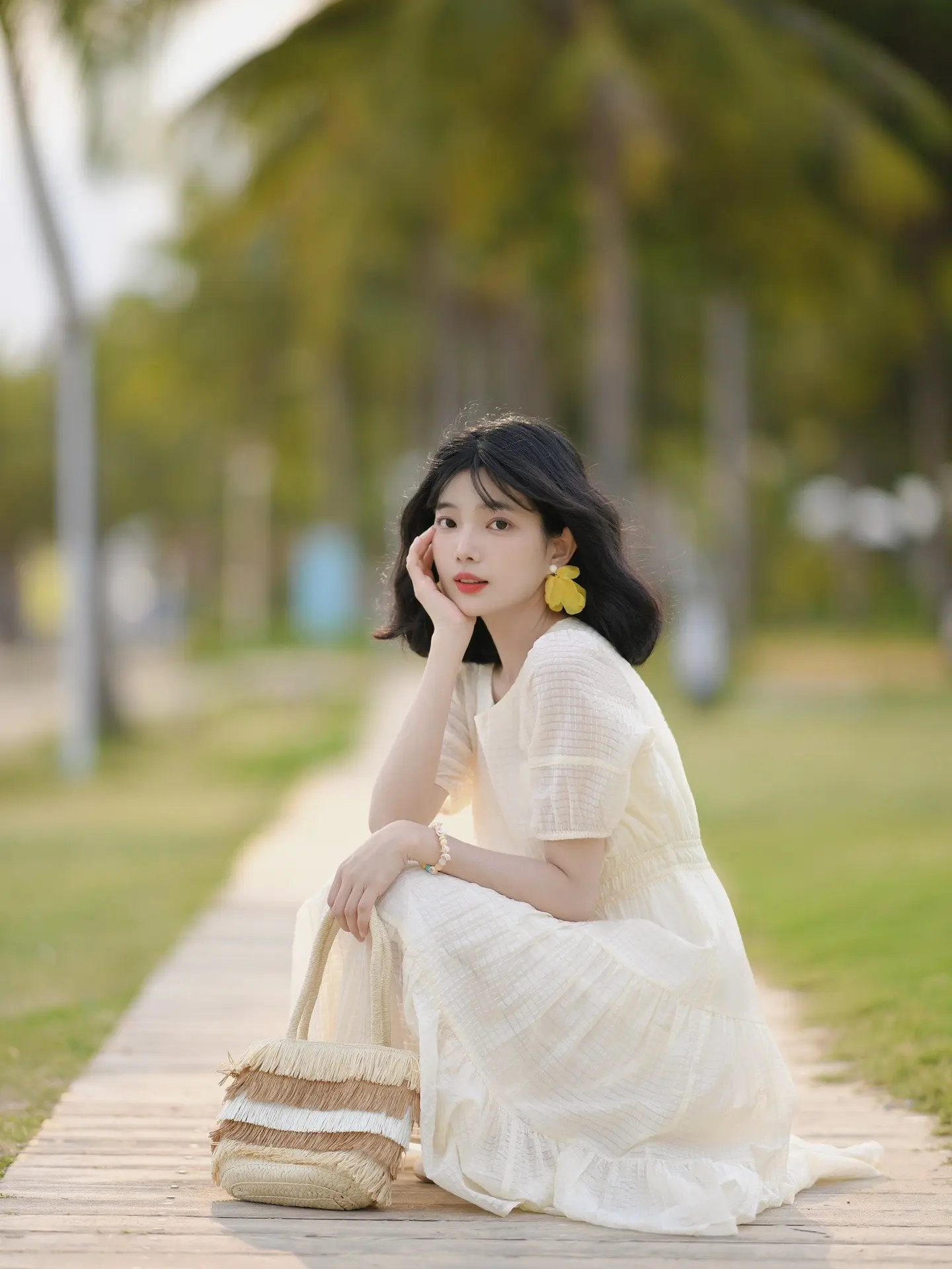 五一出游如何拍出小清新照片 夏日小清新 少女感夏日ootd 草坪拍照 无法拒绝温...