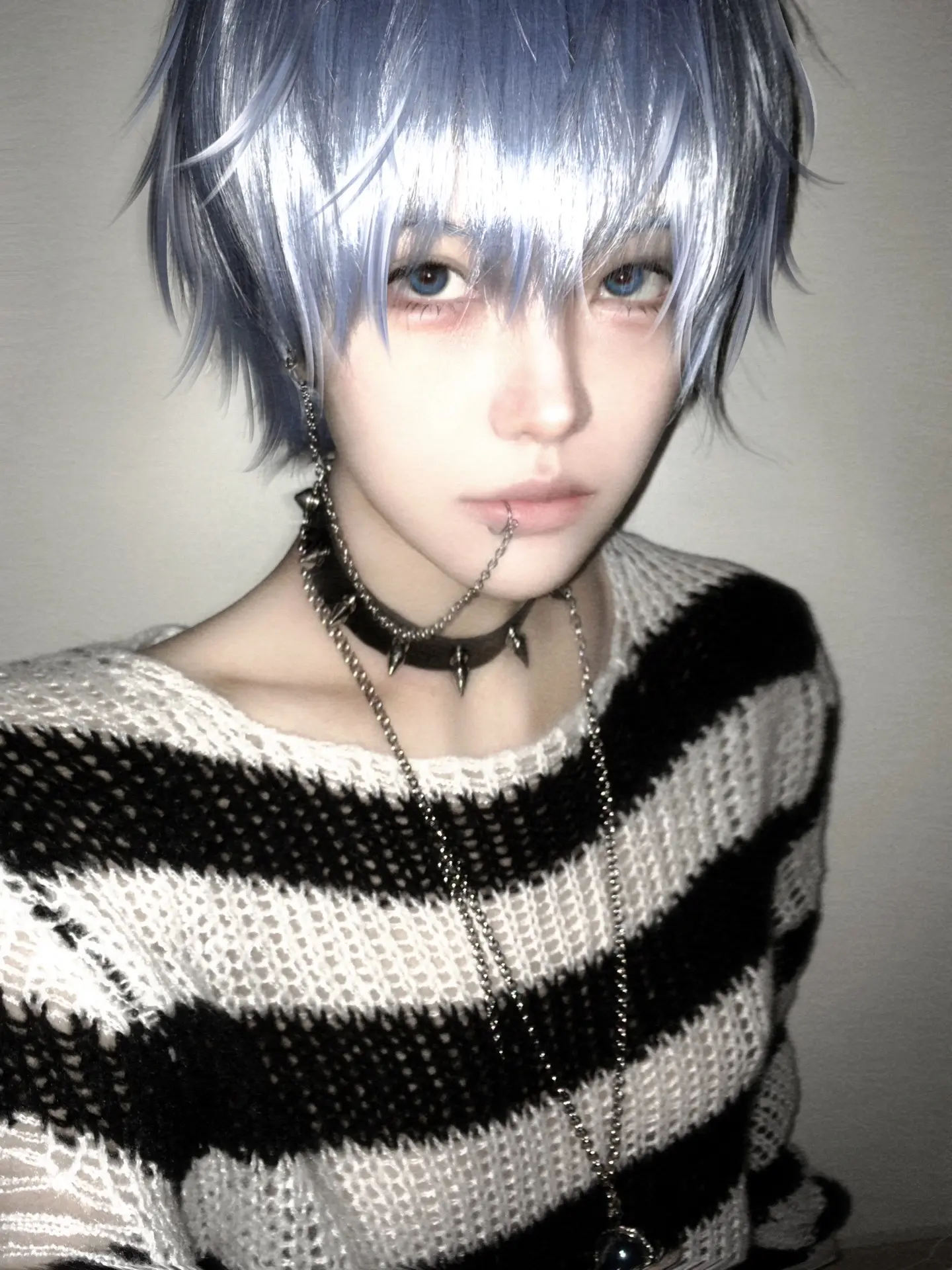 人终究是孤独的。