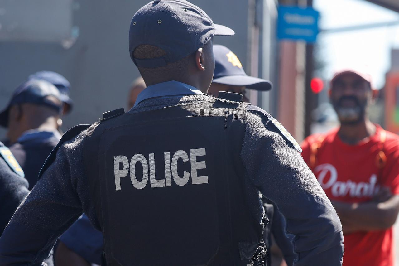 女孩子在外面一定要保护好自己！

关于《约翰内斯堡事件》警方：绑架中国公民的3名