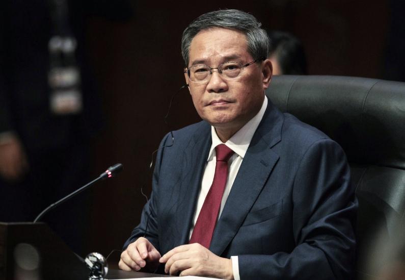 朝鲜超高规格接待中国：这场“礼遇风暴”背后藏着什么玄机？
   
平壤突然火热起