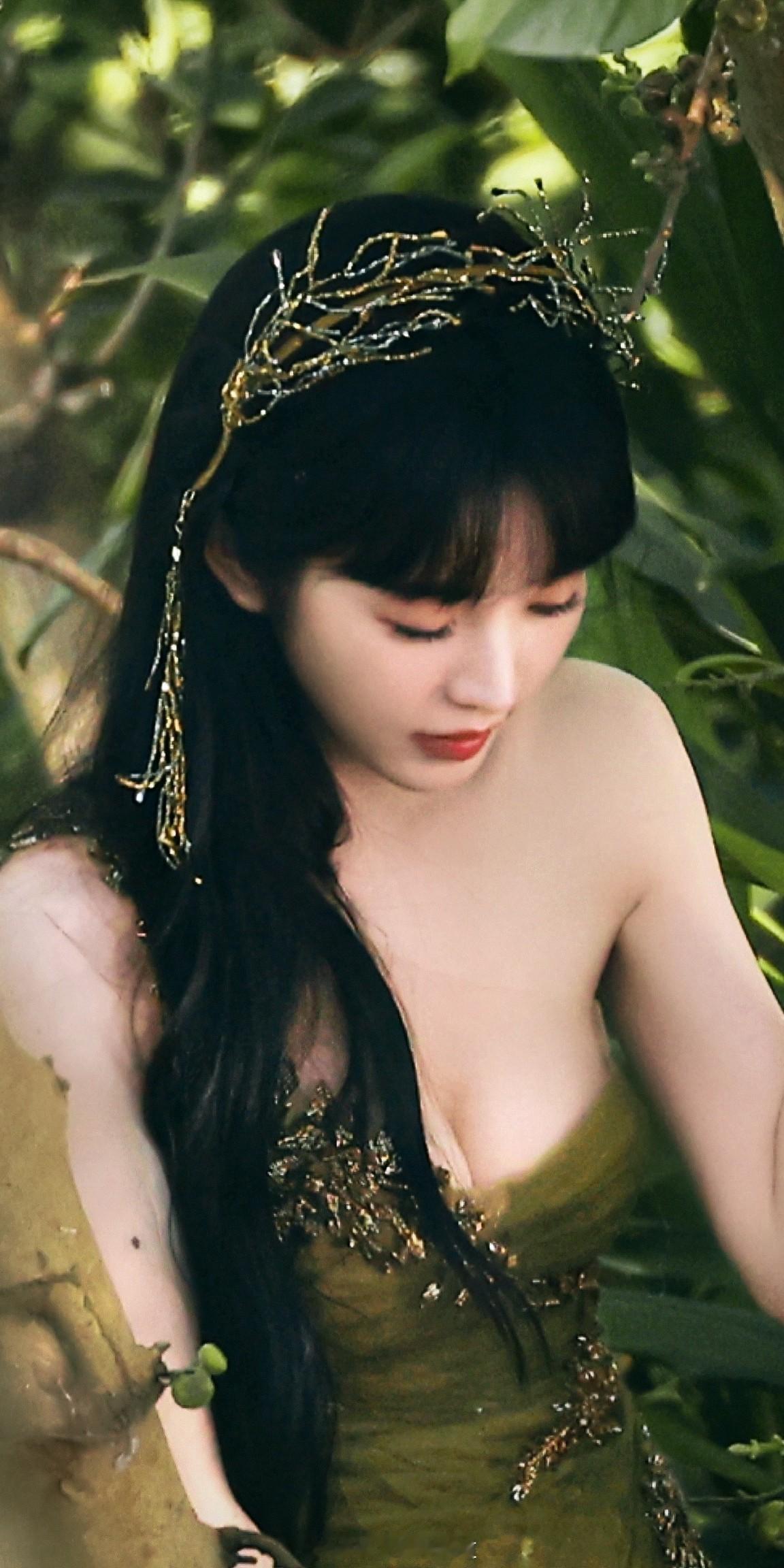 田曦薇迷人的森林精灵 