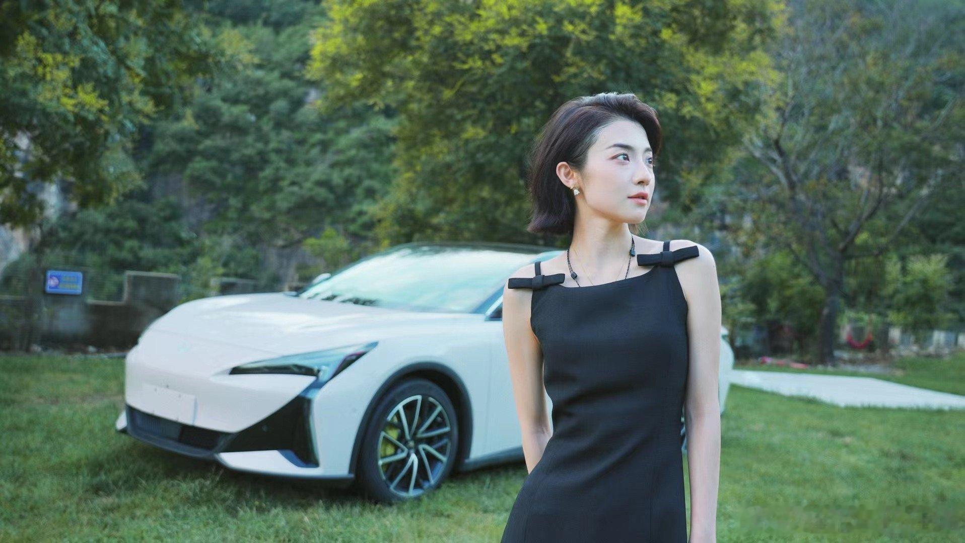 做内容不易，频繁的试驾活动中由于车型一致，资料相同，内容大多时候很难做出区别。有