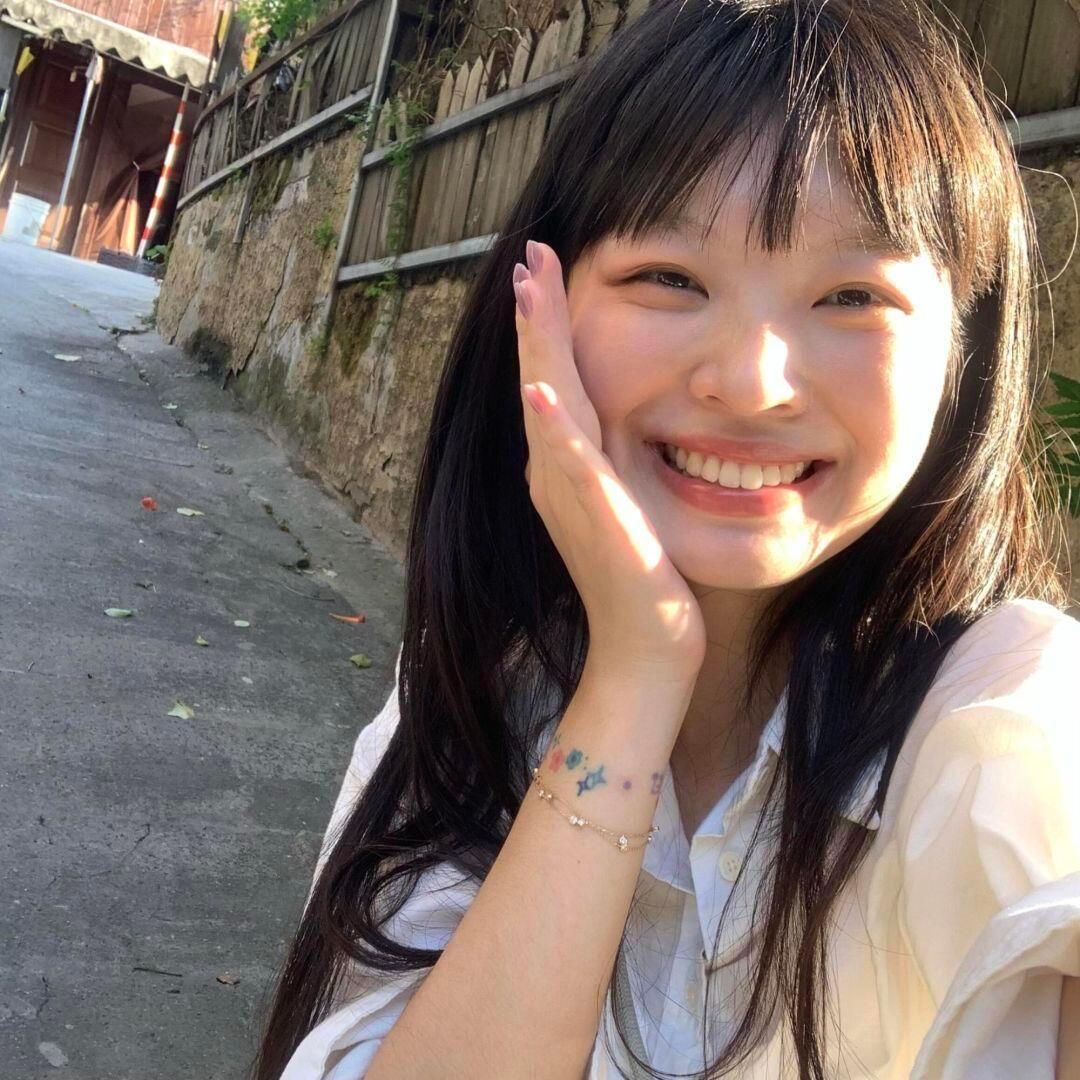 WeChat ｜氛围感女生头像 