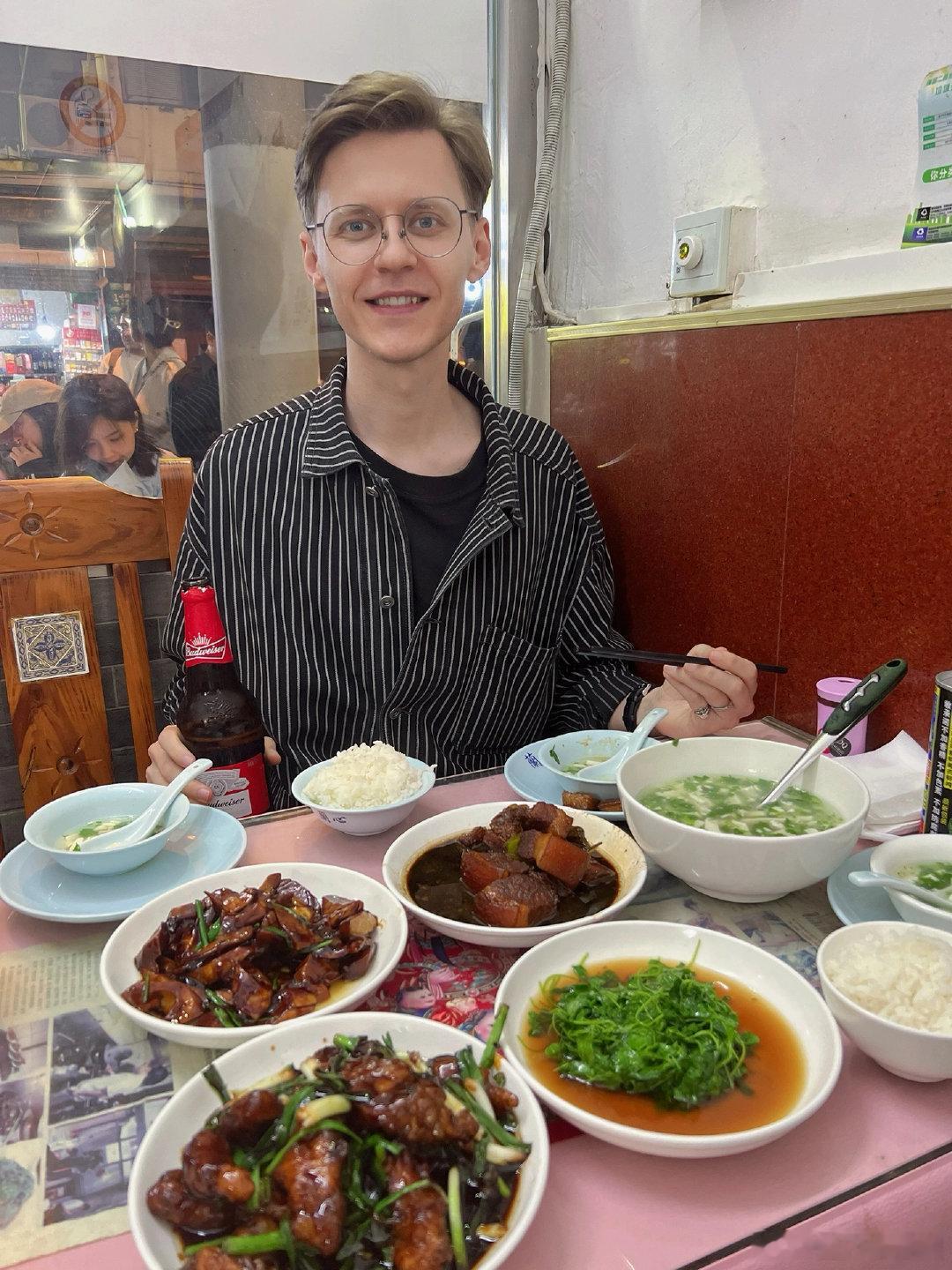 #老外对中国的开发不足1%#真的希望有更多的外国朋友能够来到中国，了解到我们更多