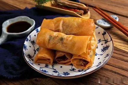 立春，又名正月节、岁节、改岁、岁旦、打春等，为二十四节气之首。当太阳到达黄经31