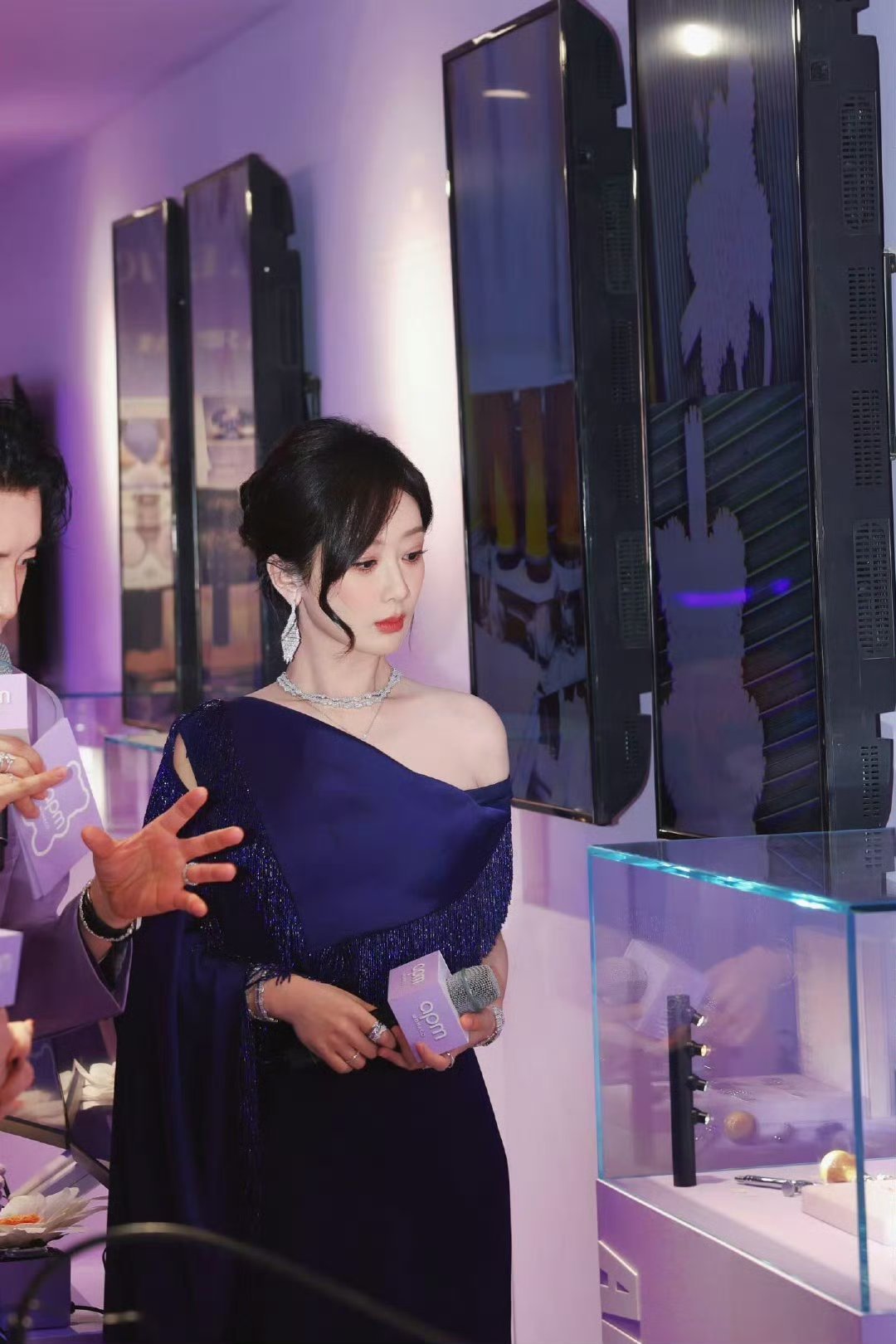 杨紫apm活动美丽瞬间完全纯生图 谁看了都想说这也太美了吧！！！ 