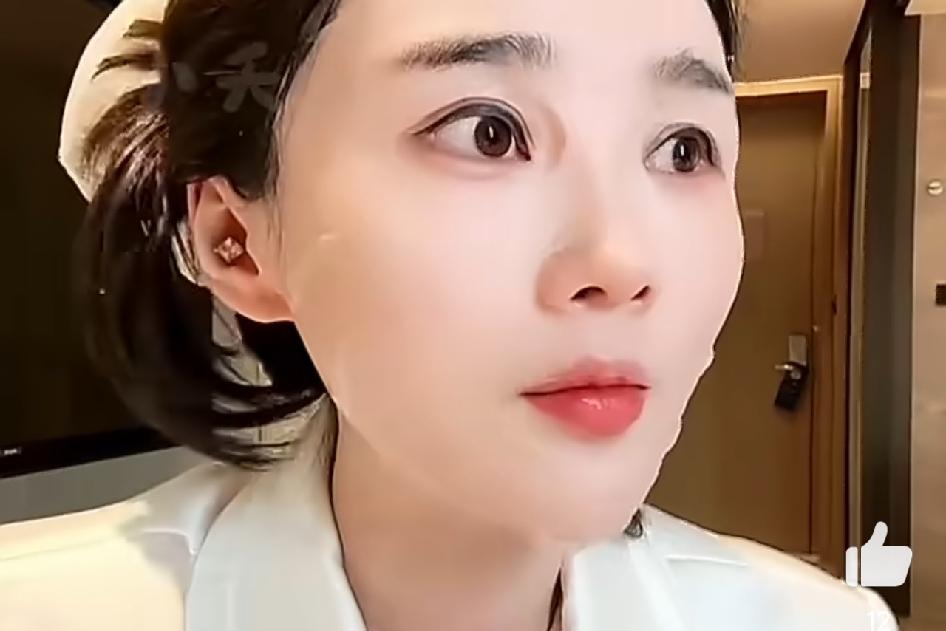 沈曼与刘二狗从曾经的互相扶持到彻底反目，核心矛盾集中在这几点
 
1. 徒弟情感