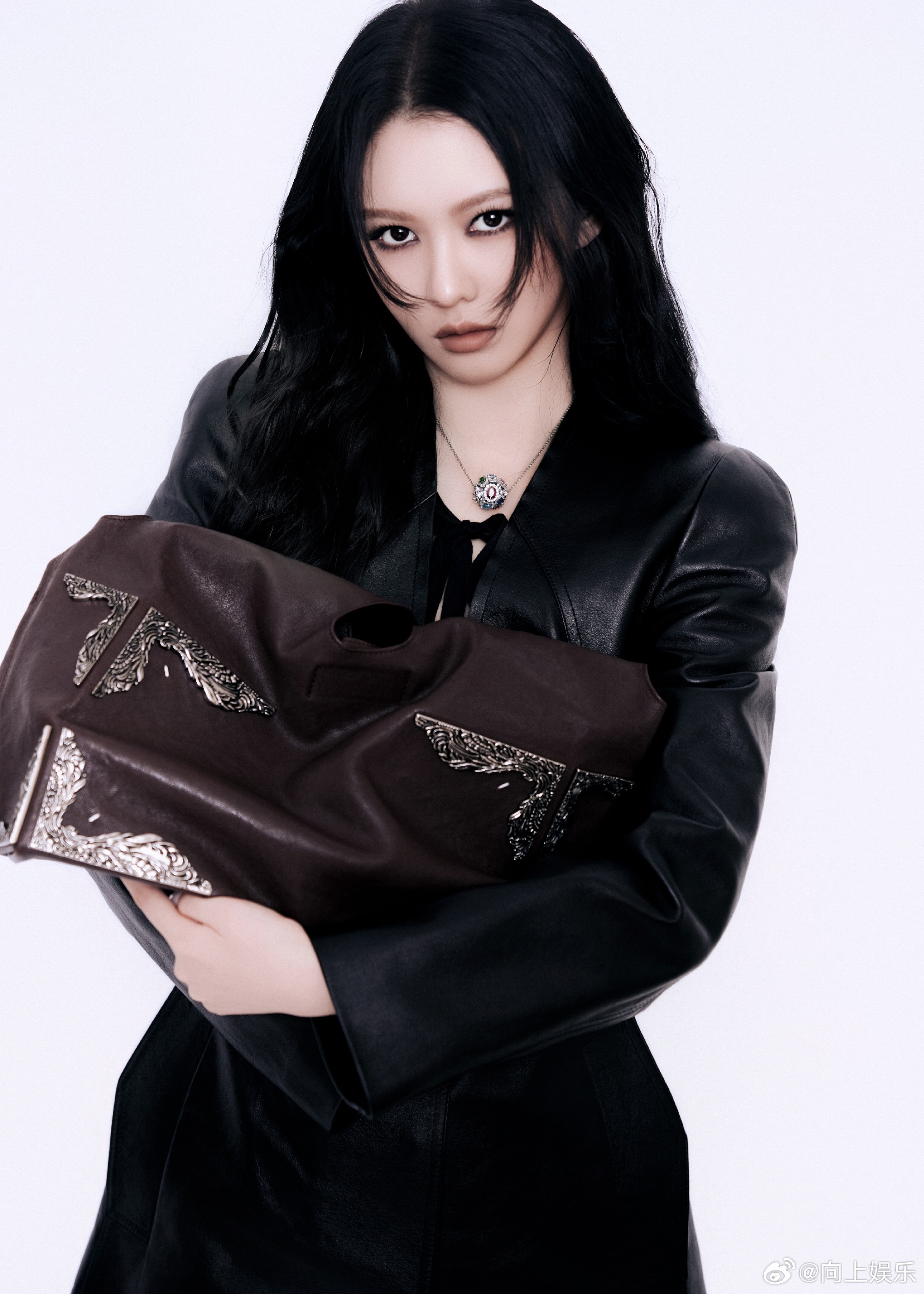 周子玄易梦玲秀场热聊内娱少有的马吉拉系长相 马吉拉大秀释出，周子玄易梦玲直接在秀