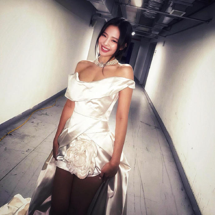 Jennie 📷 