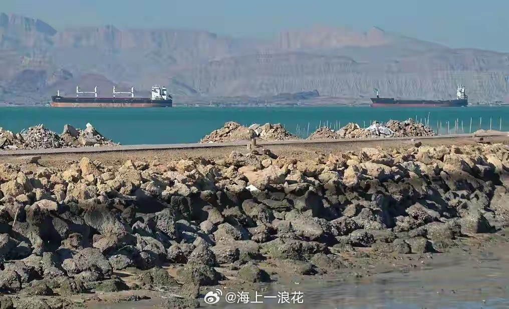 伊朗声明通行霍尔木兹海峡船只条件区别，拉拢，分化，这个策略非常正确，让伊朗的敌人
