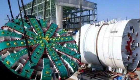 印度又闹笑话！花10亿美元购买中国8台盾构机，想着借此学习，谁料，拆解后竟然不会