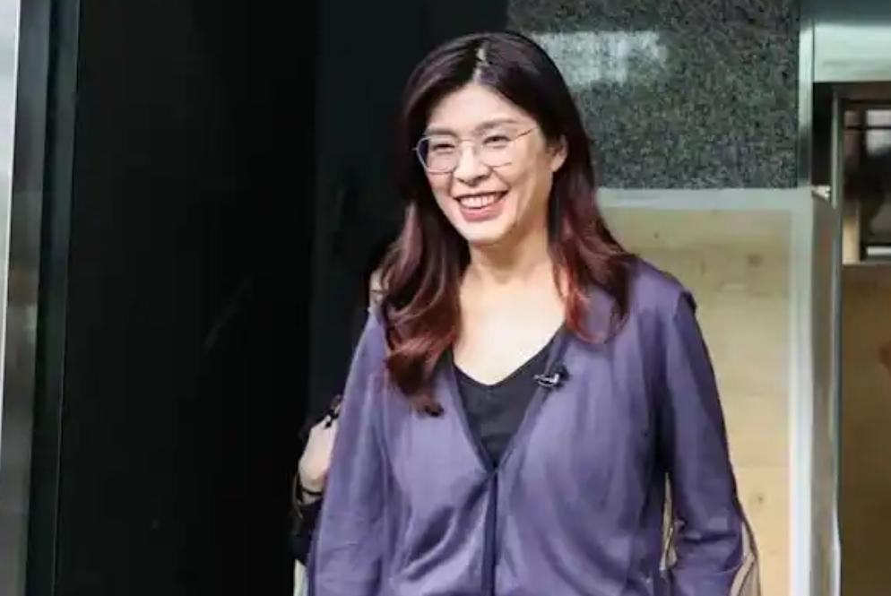 郑丽文公布第四波人事任命，朱立伦尴尬了，洪秀柱罕见喊话郑丽文。

国民党第22届