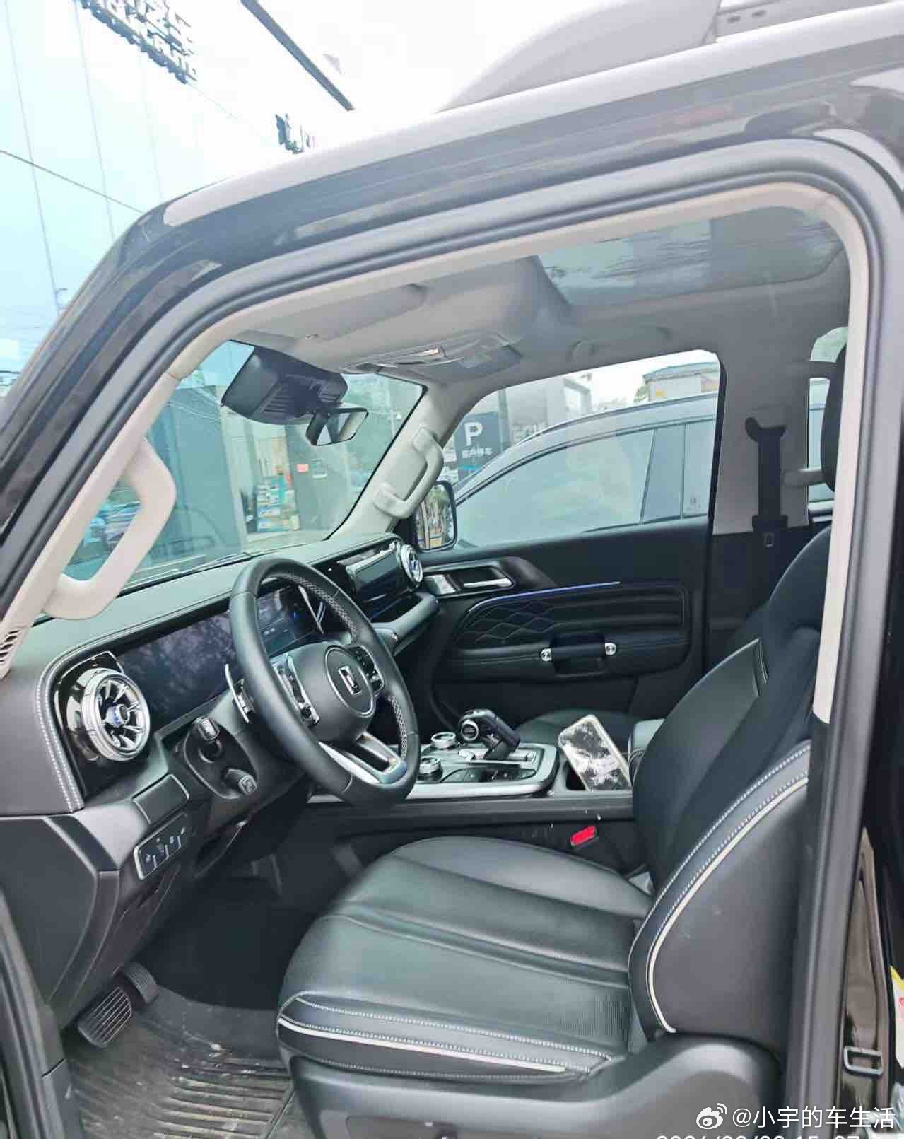 【车辆名称】2023款 坦克300 城市版 2.0T 很有型【上牌时间】2023