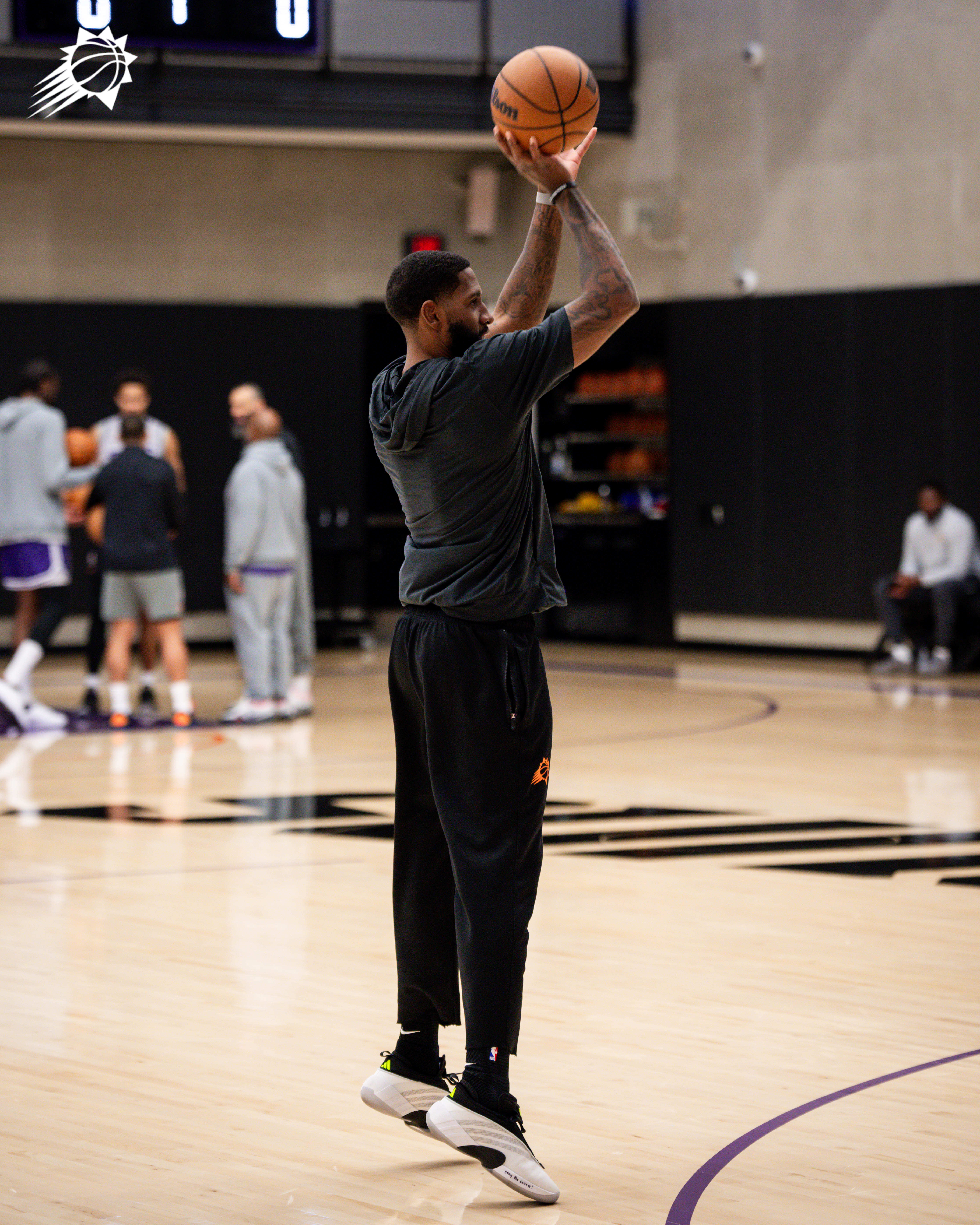 手感加载中… 🎯菲尼克斯太阳 ｜旭日东升 ｜湖人vs太阳