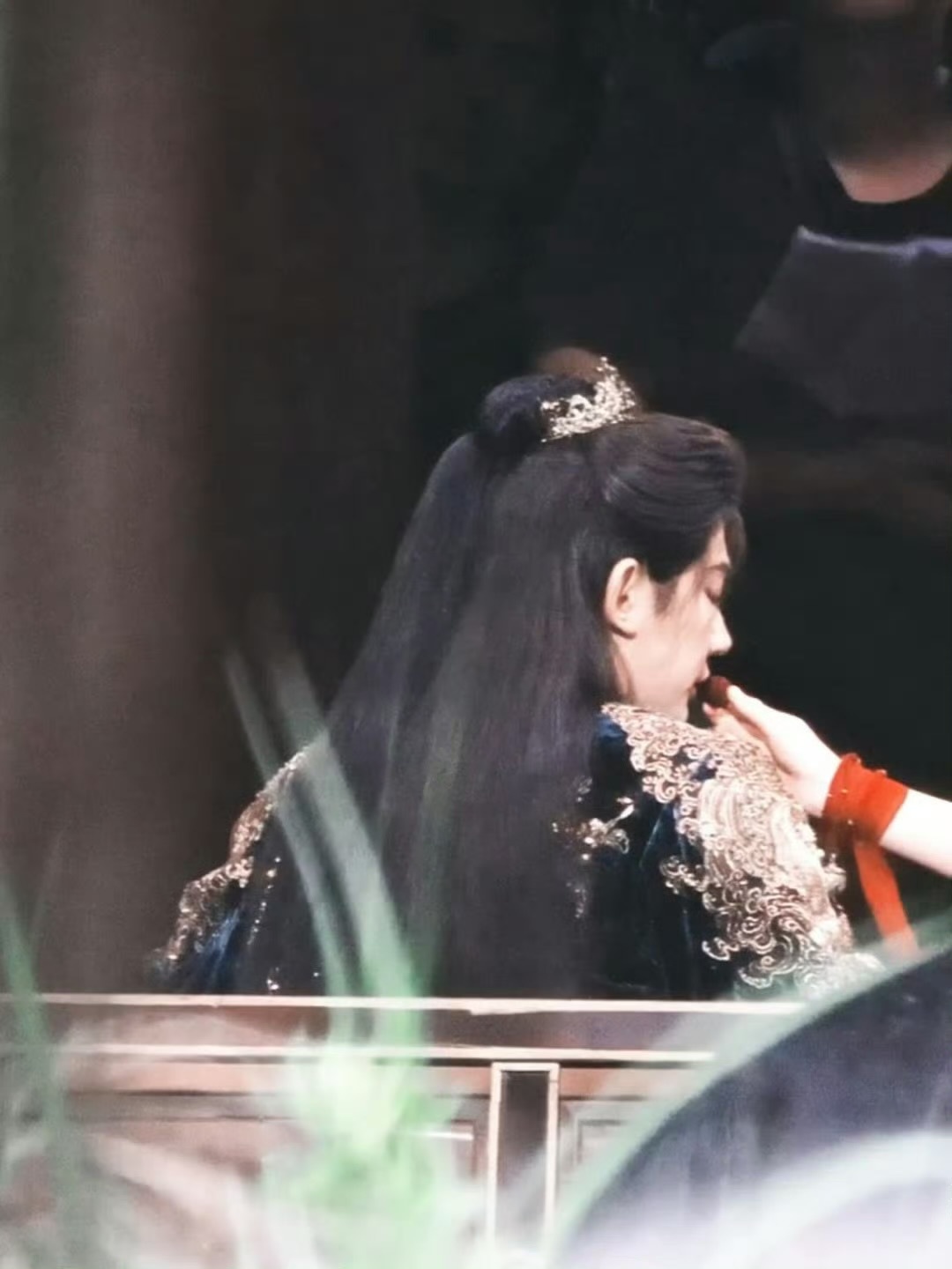 《百妖谱》路透来袭！艾米给邓为喂的是啥呀？好甜的感觉