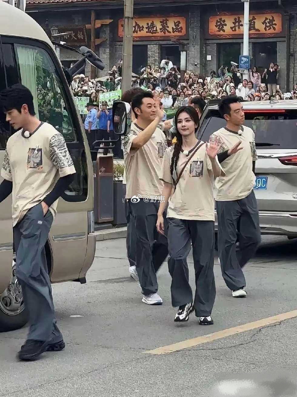 矮是矮了点，但是颜值很高 