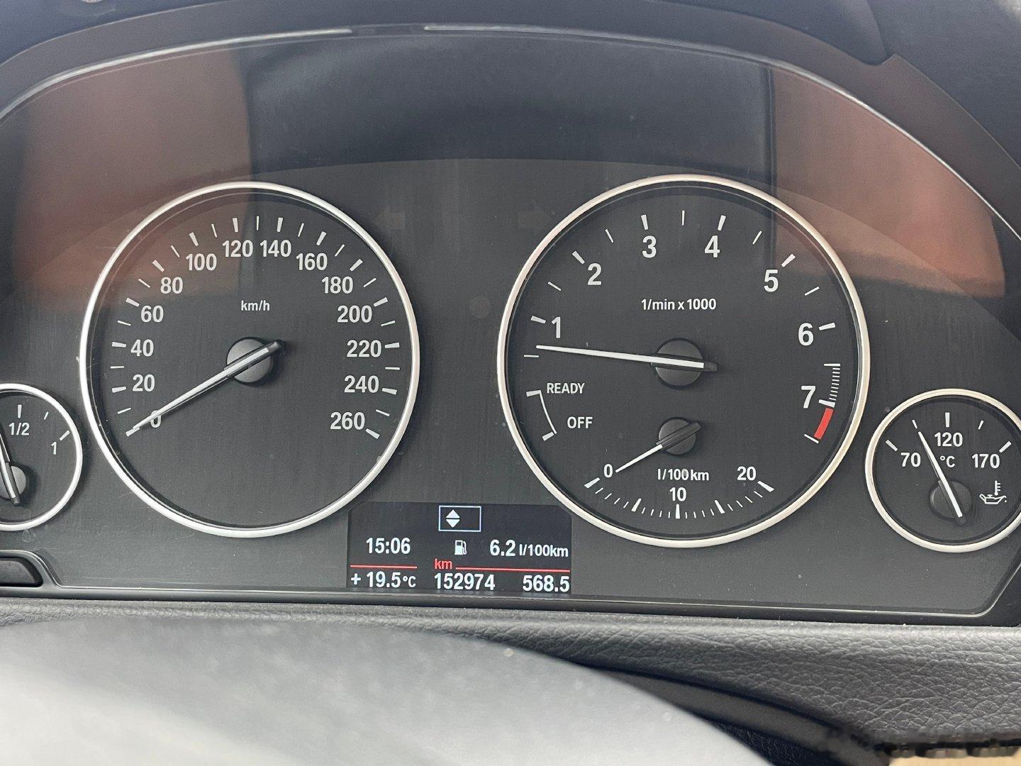 F35 320Li MT 市区通畅请告诉我混动车的意义在哪？ ​​​