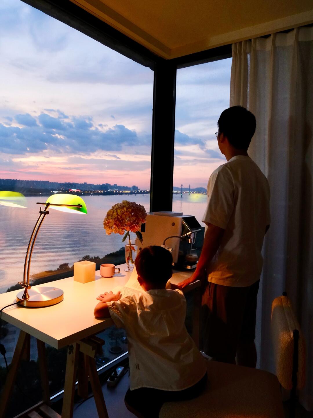 🚪推开门！被今天的窗景震撼住了！！！