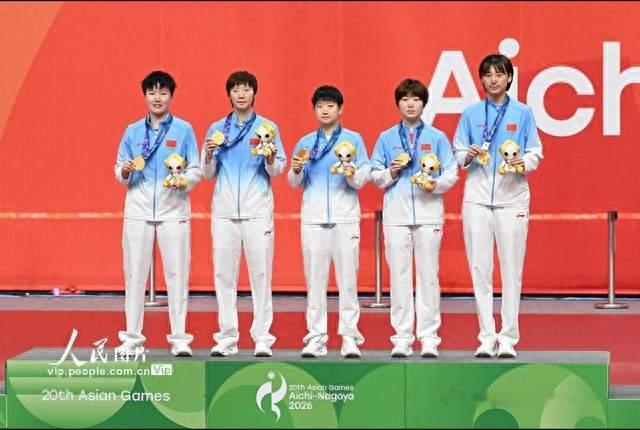 国乒女团六连冠： 国乒女团，稳得让人非常放心