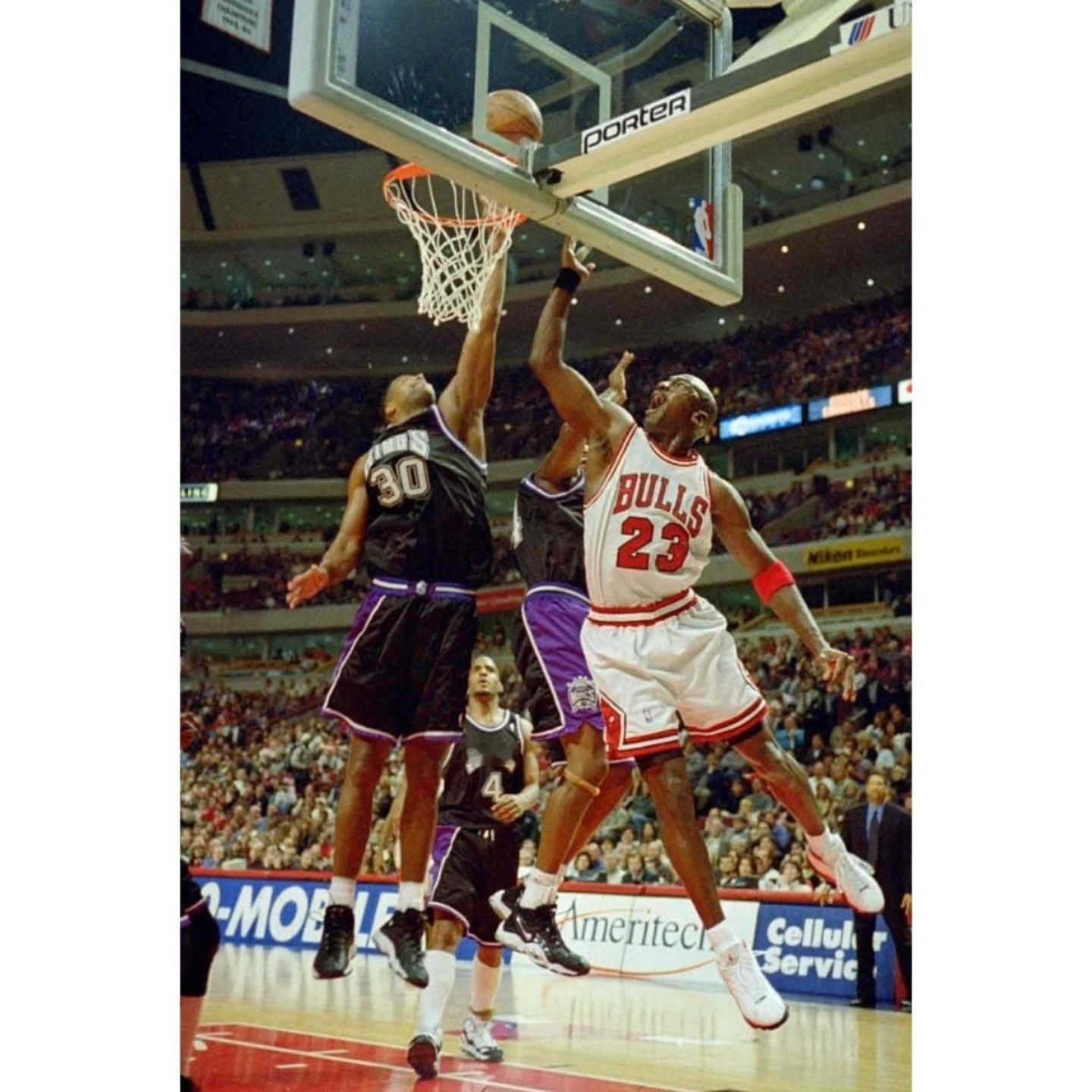 Michael Jordan 挑篮儿 