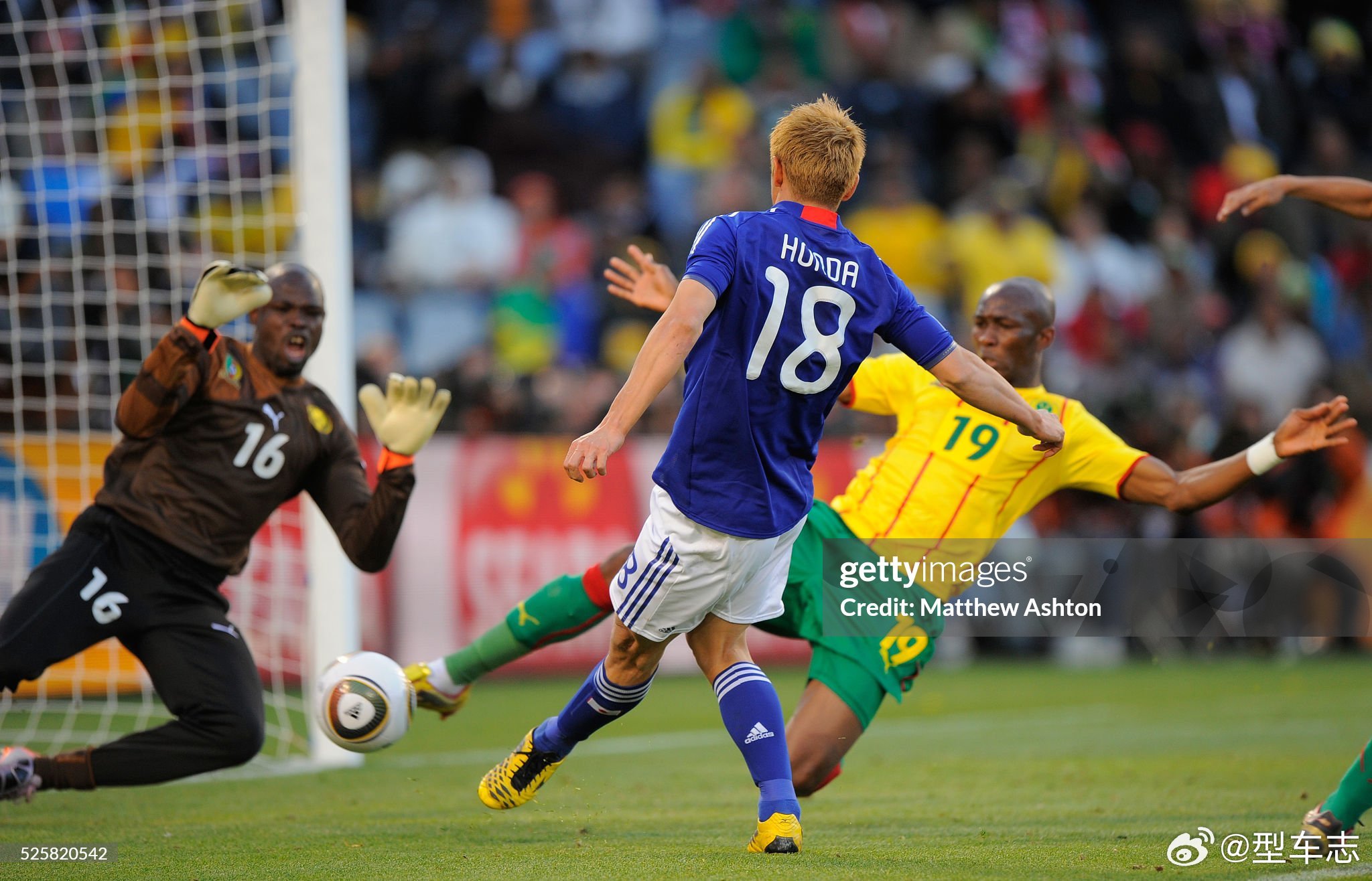 国足负于10人喀麦隆喀麦隆确实是传统强队，但亚洲球队并不是没有解法。最典型的就是