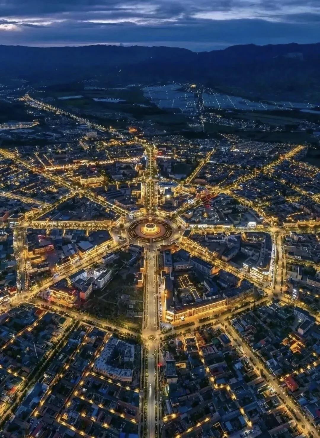 【人生潮起潮落，与其事事争先恐后、一较高下，倒不如怀着一颗不争之心，坦然而从容，