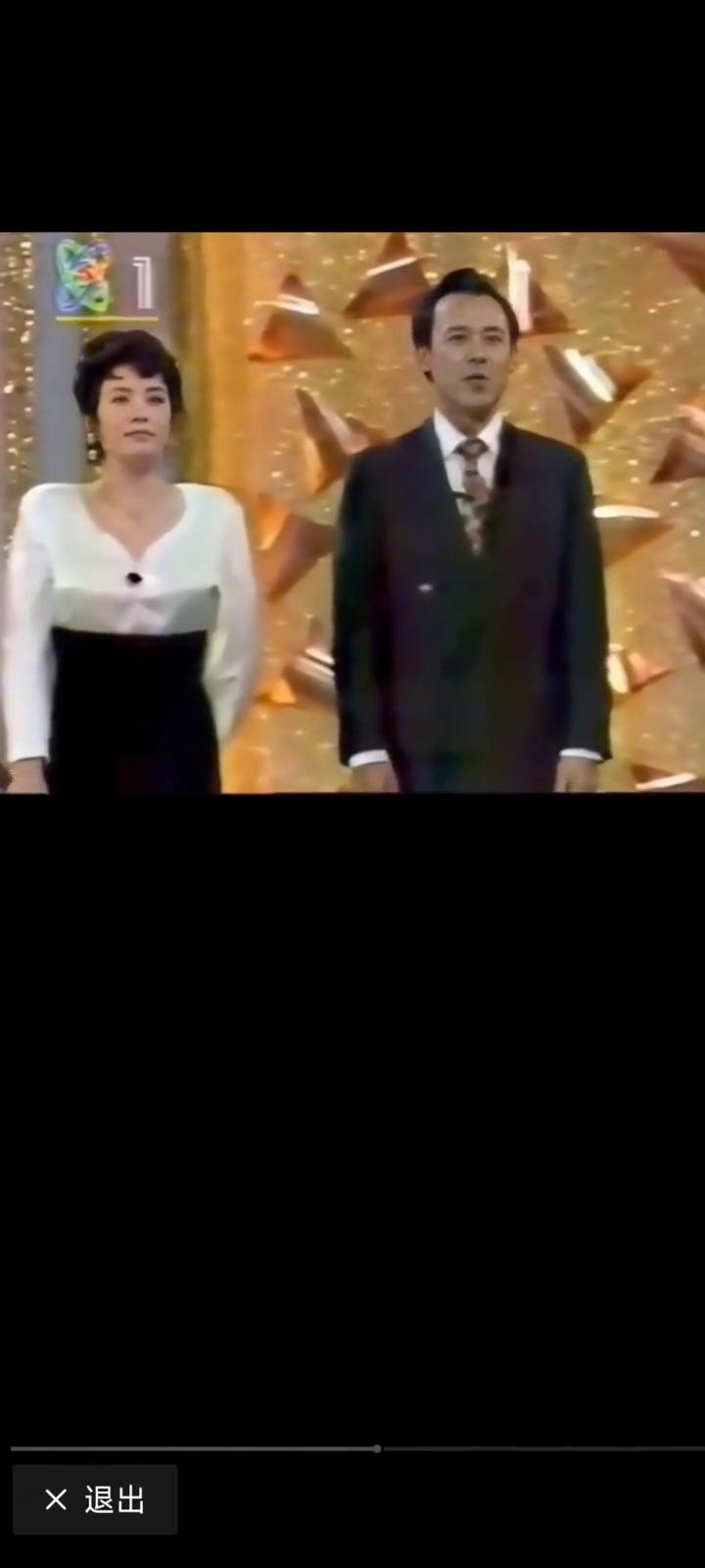 朋友们晚上好，我是刘晓庆。非常高兴在这里和大家见面，欢迎大家来参加中国长春电影节