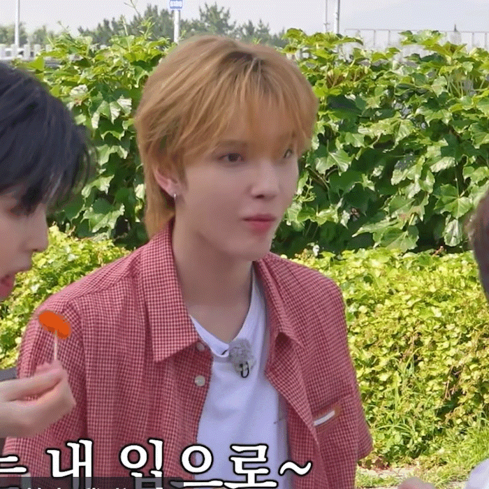 daniel 又来偷吃呀那就多吃点呀