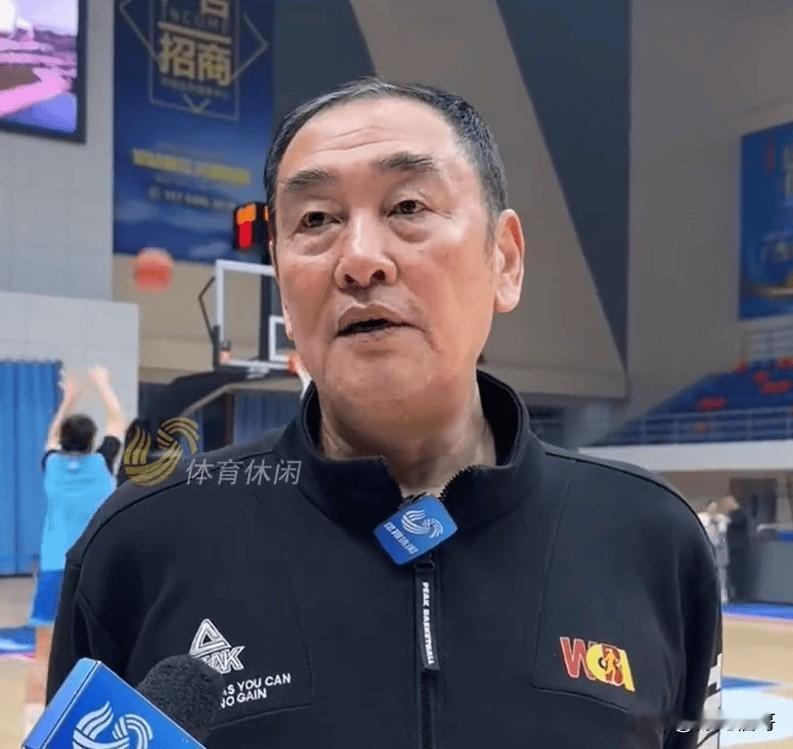 令人失望！山东女篮新赛季首秀惨败，3新援表现低迷难救主
休赛期引进多名强援的山东