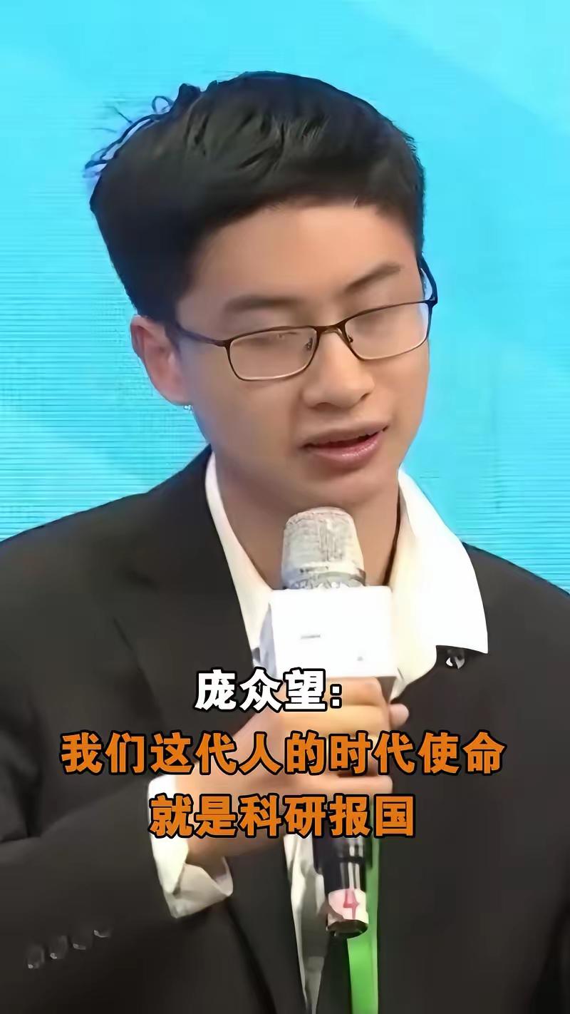 美国关税打压之时，中国又出现了位厉害人物！他就是当年被清华校长亲自上门拜访，如今