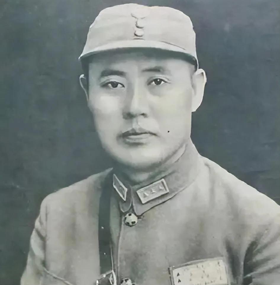 1974年4月19日，爱国将领傅作义在北京逝世，终年79岁。