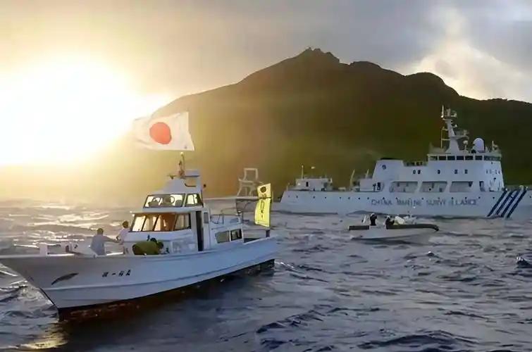喊着要对话后，日本渔船强闯钓鱼岛，中方依法处置，日本要付出代价..
 
5月26