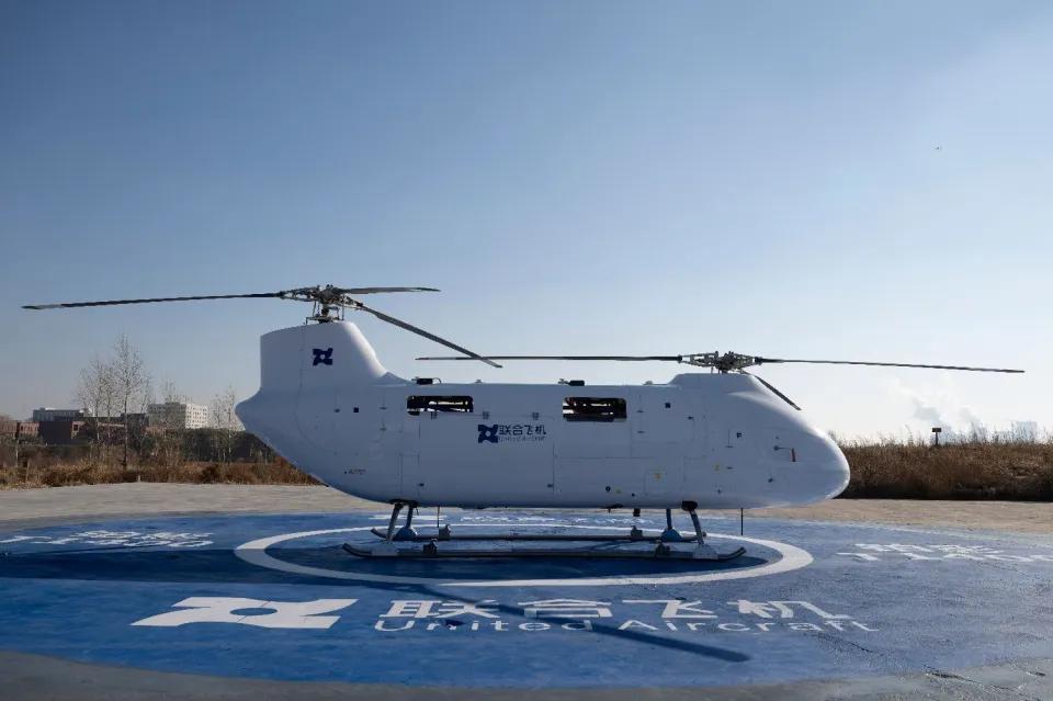 中国支奴干上天：柏鹰T-1400首飞成功

10月30日，中国联合飞机集团旗下的