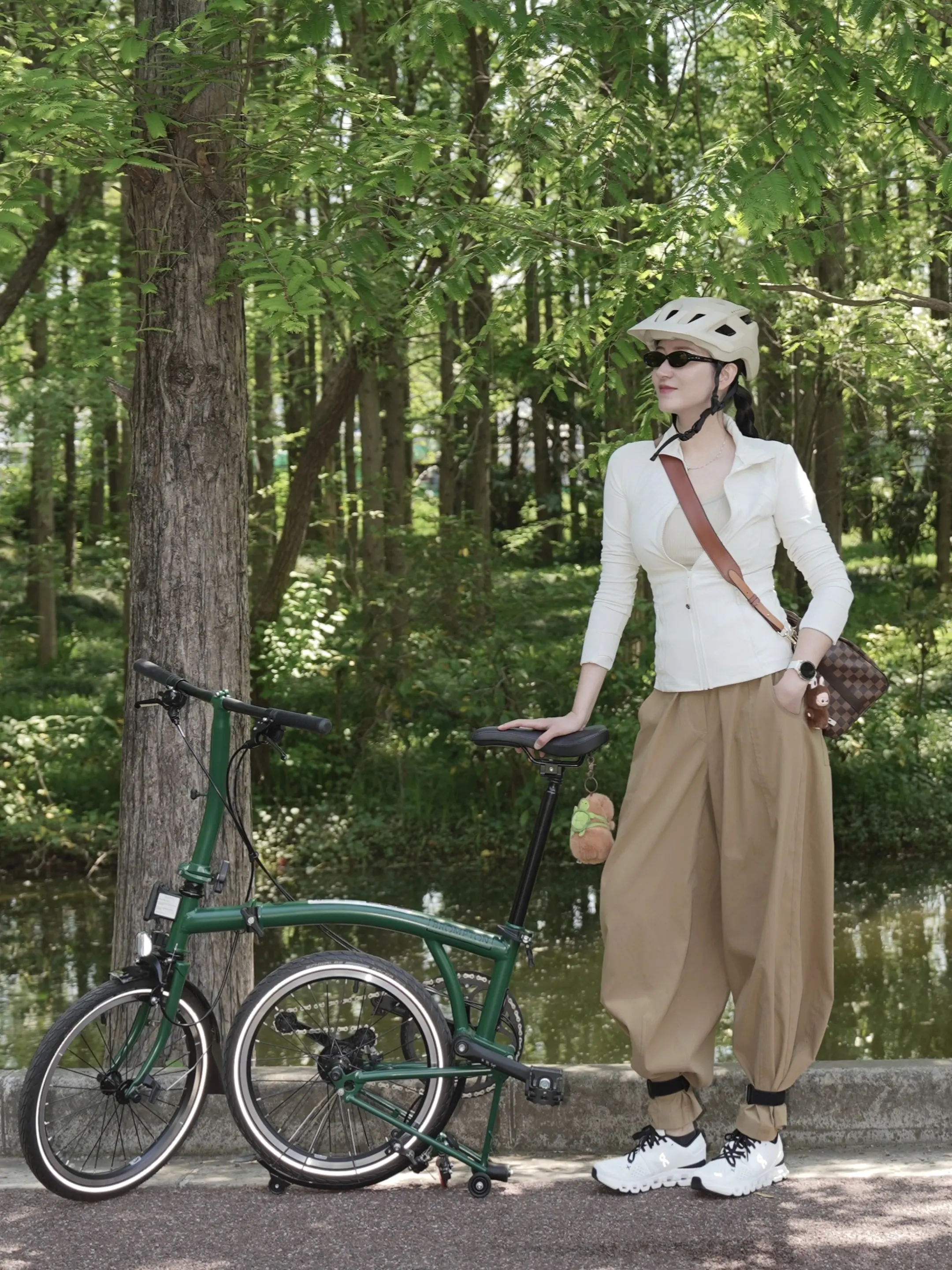 骑行ootd 户外骑行 森系骑行氛围 和春日花海的合照 元气满满的一天