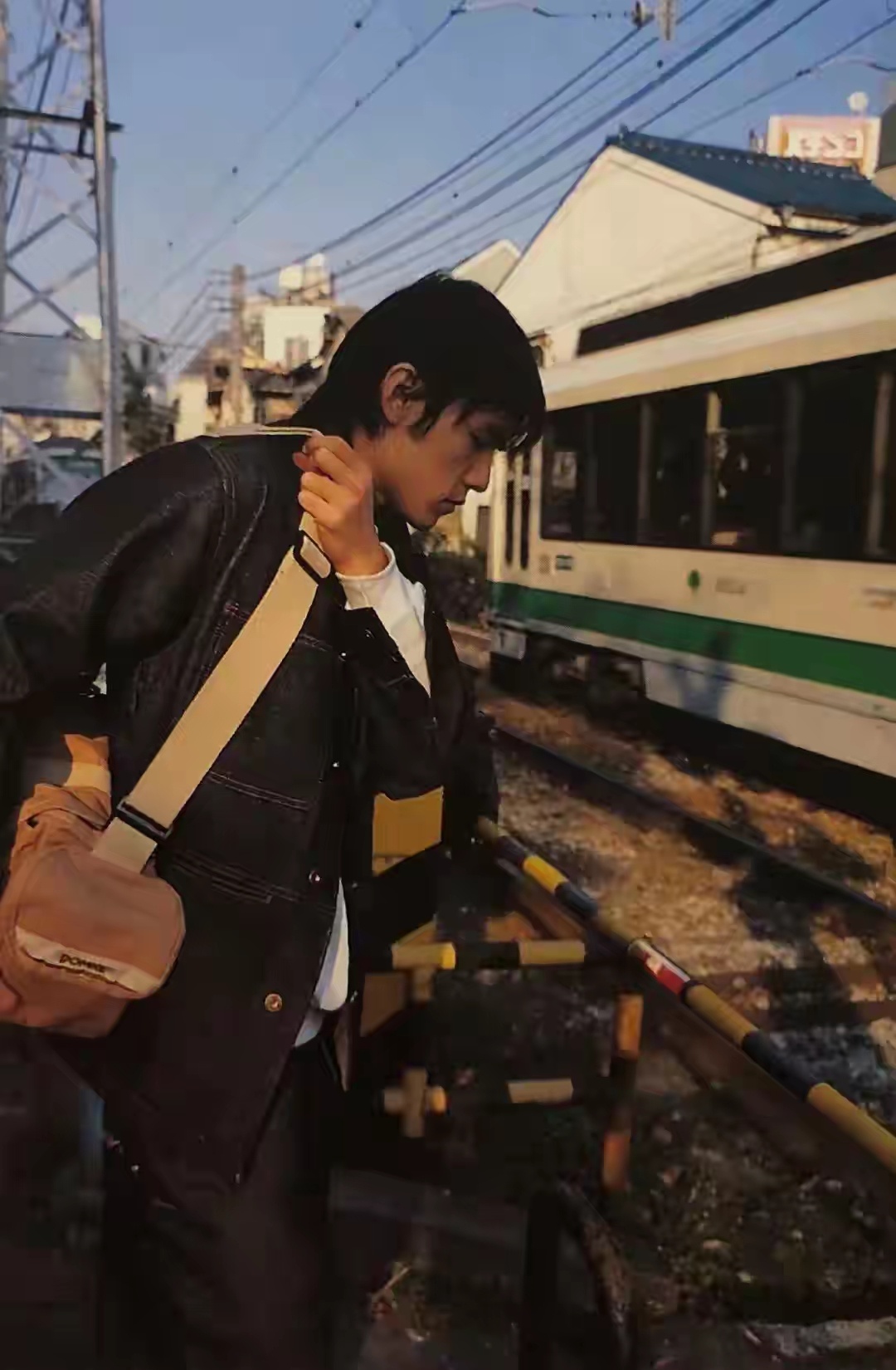 跟着周杰伦演唱会游杭州 杭州的春天，是花的季节，也是音乐的季节。在东巢艺术公园，